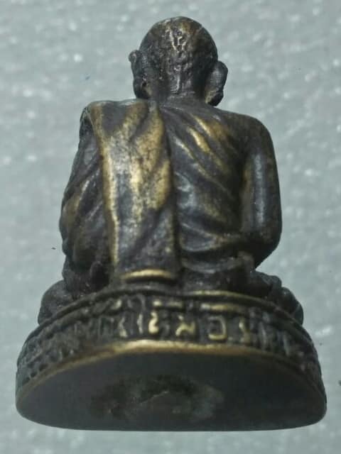รูปหล่อหลวงพ่อเรือง วัดหัววัง อ.ระโนด สงขลา