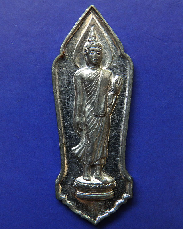 5.พระลีลา 25 พุทธศตวรรษ เนื้อชิน บล็อคตาตุ่ม