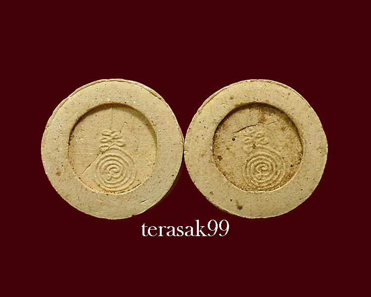 พระปิดตา จันทร์ลอย พิมพ์จิ๋ว เจ้าคุณวิเชียร วัดเคลือวัลย์ ชลบุรี //1ชุด จำนวน2องค์// (3)