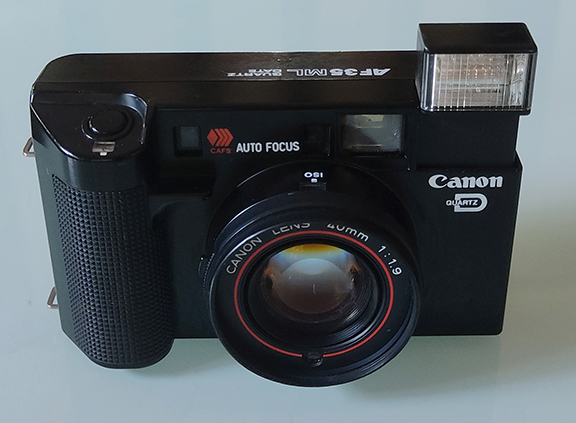 กล้องเก่า CANON รุ่น AF35ML สวย คลาสสิคแฟลชแบบป็อปอัพ QuartzdateCanon Lens 40mm. Auto Focus