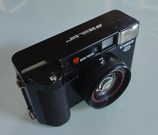 กล้องเก่า CANON รุ่น AF35ML สวย คลาสสิคแฟลชแบบป็อปอัพ QuartzdateCanon Lens 40mm. Auto Focus
