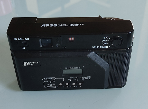 กล้องเก่า CANON รุ่น AF35ML สวย คลาสสิคแฟลชแบบป็อปอัพ QuartzdateCanon Lens 40mm. Auto Focus