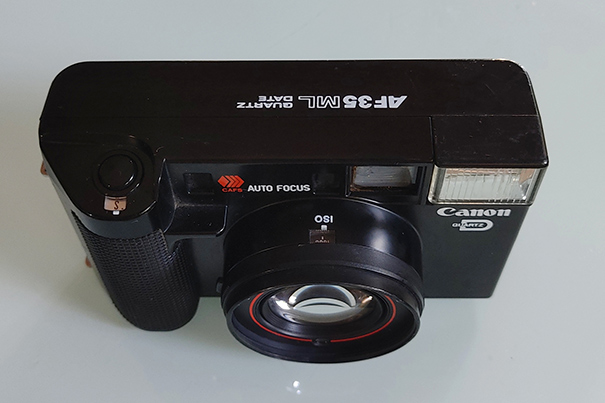 กล้องเก่า CANON รุ่น AF35ML สวย คลาสสิคแฟลชแบบป็อปอัพ QuartzdateCanon Lens 40mm. Auto Focus