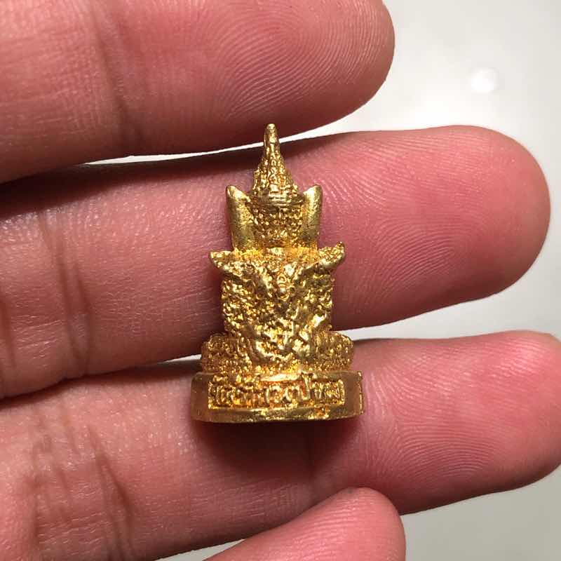 หลวงพ่อทันใจ วัดรัตนปทุม ตอกโค๊ด 887