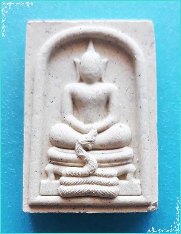 ..วัดนาคกลาง กทม พระสมเด็จสัมมาอรหัง พิมพ์สามชั้น ฐาฯพญานาค หลังยันต์ รุ่น แก้วสารพัดนึก..