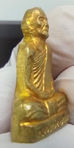 รูปปั้มเหมือนหลวงพ่อพรหมวัดช่องแค