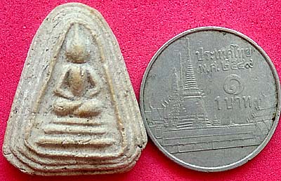 *พระผงหลวงปู่นาค วัดระฆังฯ พิมพ์สมาธิ ซุ้มโค้งข้างเส้น ปี๒๕๐๐*