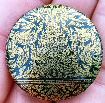 ลูกอมผงพุทธคุณ หลวงปู่กาหลง (เขี้ยวแก้ว) วัดเขาแหลม