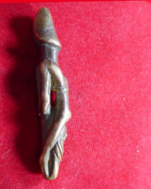   ปลัดขิกเนื้อโลหะ ไม่ทราบที่