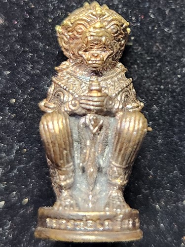 วัดเนินสุทธาวาส ชลบุรี หนุมานหลวงปู่เกลี้ยง รุ่นทำบุญอายุ 98 ปี  2545 