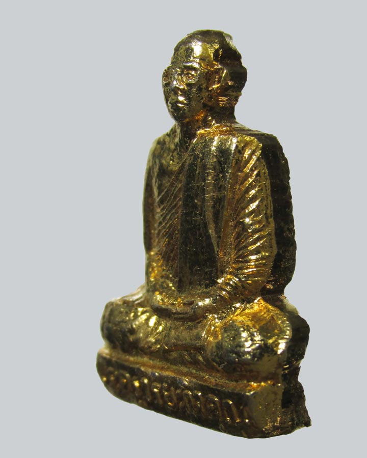 รูปหล่อพระครูวิริยะกิจคุณ วัดกล้าชอุ่ม จ.ปทุมธานี