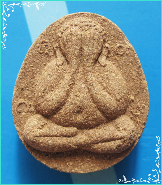 ..ลป.สวน วัดนาอุดม พระปิดตามหาลาภ เนื้อผงชานหมาก หลังยันต์ สายรกพระพุทธเจ้า ปี 38..