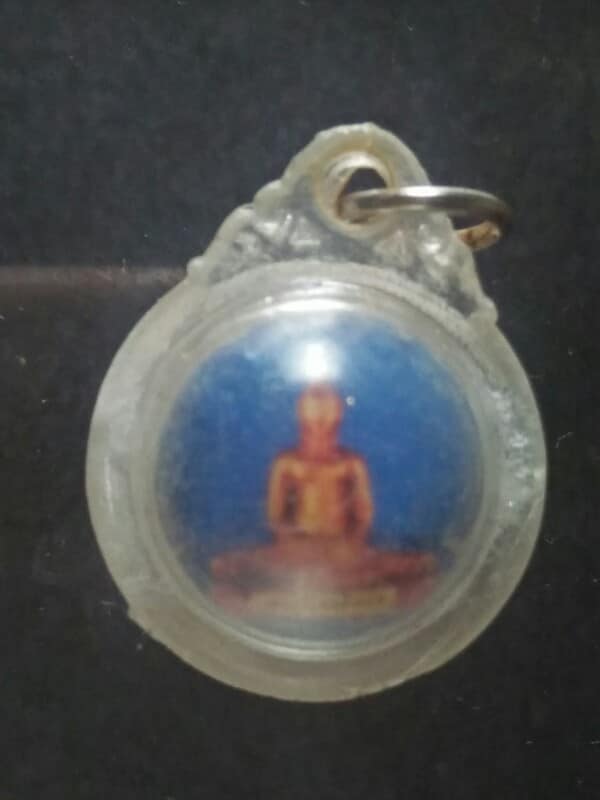 ลูกอม เลี่ยมพลาสติก หลวงพ่อโสธร วัดโสธรวรารามวรวิหาร ฉะเชิงเทรา