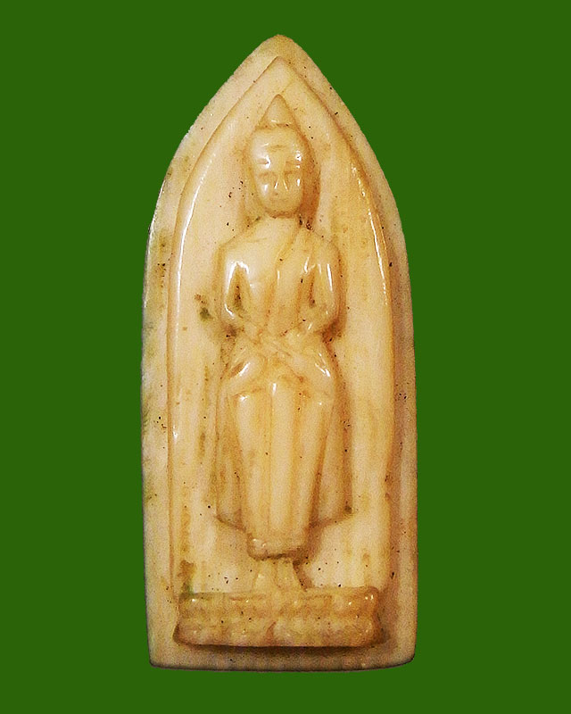 งาแกะพระพุทธพิมพ์พระประจำวัน(วันอาทิตย์)