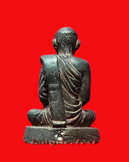 รูปหล่อสมเด็จพระญาณสังวร สมเด็จพระสังฆราช เนื้อนวโลหะ พิมพ์กลาง สวยมากค่ะ