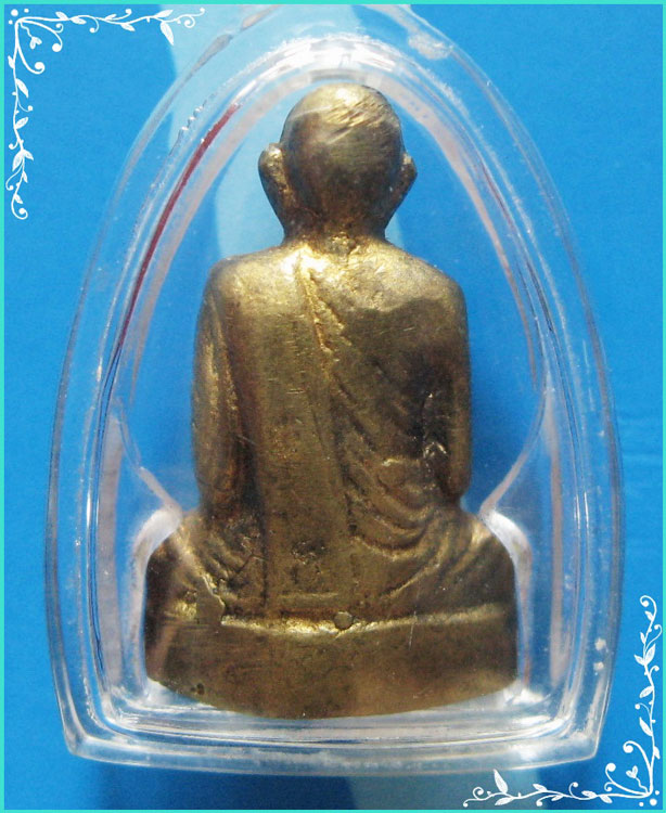 ..ลพ.เสมา วัดตลุกดู่ พระรูปหล่อปั๊ม เนื้อทงผสม ปี 08 เลี่ยมกันน้ำ..
