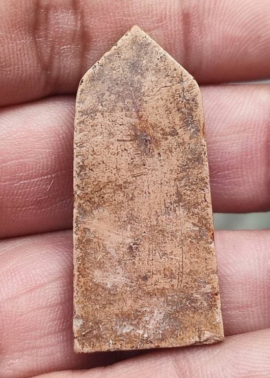 พระลีลา กรุวัดทับผึ้ง จังหวัดสุโขทัย