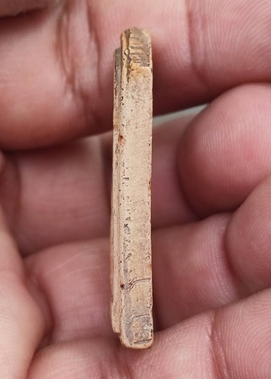 พระลีลา กรุวัดทับผึ้ง จังหวัดสุโขทัย