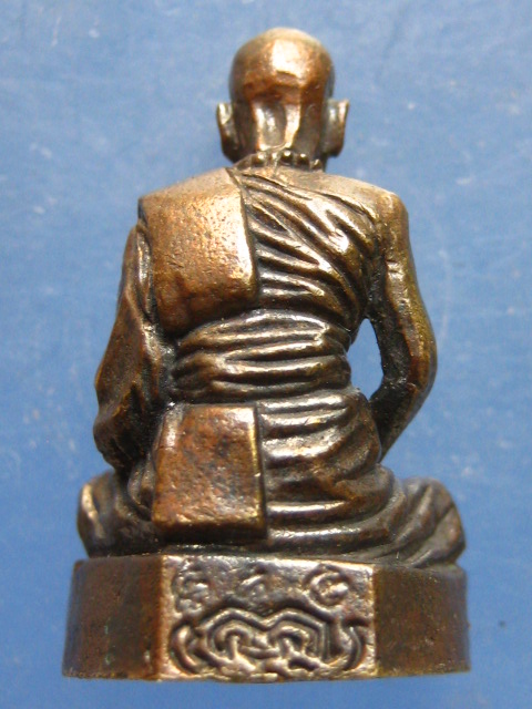 รูปหล่อ หลวงพ่อแผน วัดหนองติ่ม สระแก้ว