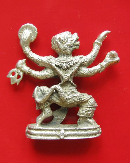 หนุมานหล่อโบราณ 4 กร รุ่นแรก หลวงพ่อแล วัดพระทรง จ.เพชรบุรี เนื้อช้อนส้อม ปี 2521