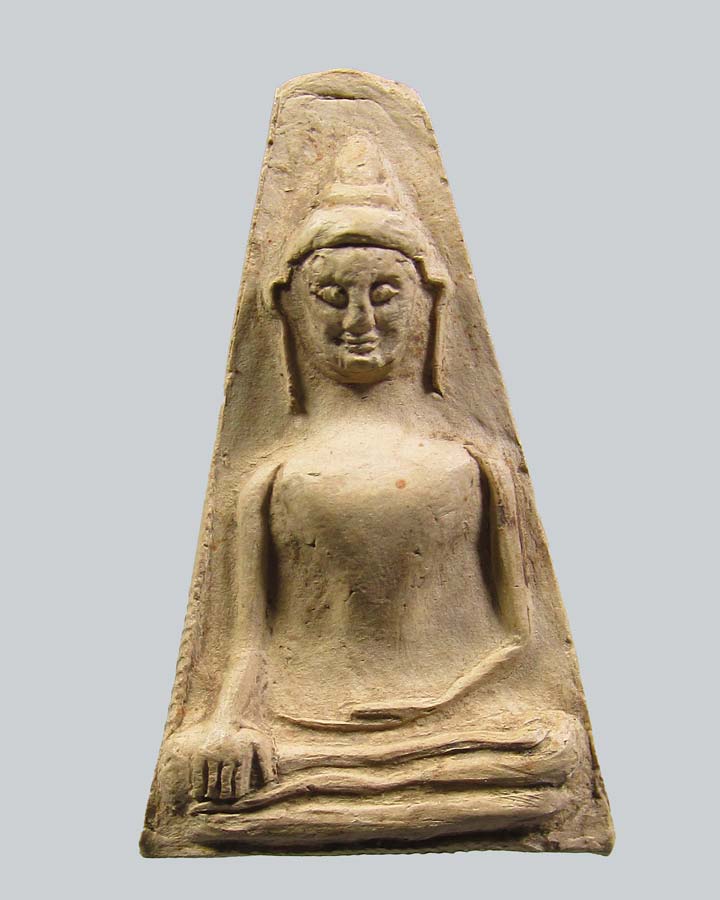 พระผงสุพรรณ ปลุกเสกอินเดีย เนื้อดิน ปี 2518 วัดพระศรีฯ จ.สุพรรณบุรี (หลวงปู่โต๊ะ หลวงพ่อสุด หลวงพ่อเ