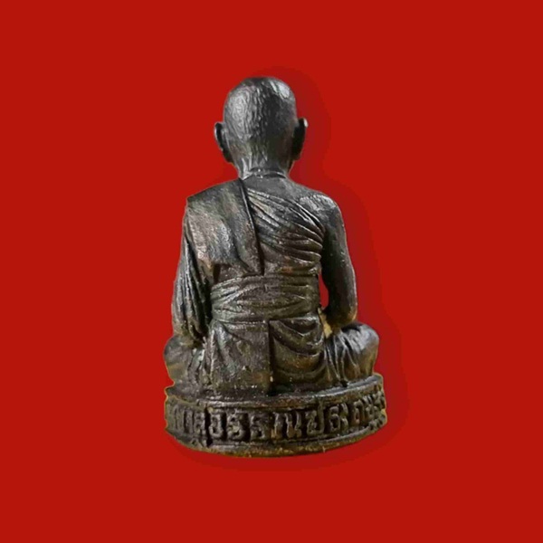 รูปหล่อหลวงพ่อจ้อย วัดดอนสัก สุราษฎร์ธานี