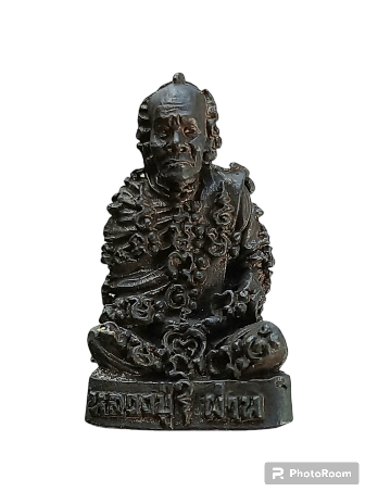 รูปหล่อ หลวงพ่อผ่าน รุ่นแรก เสาร์ 5 ยันต์ยุ่ง วัดป่าโพธิ์แก้ว 2 ปี 54