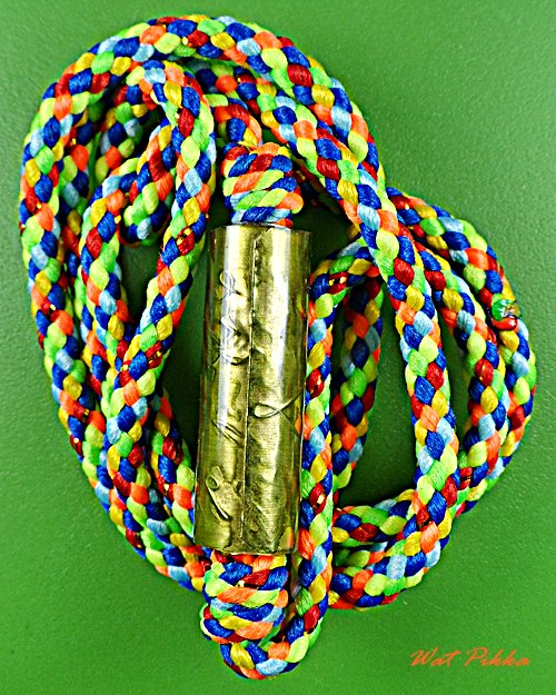 ตะกรุดเงินอยู่ไฟ(กันปอบ) หลวงปู่สิงห์ วัดบ้านขี้เหล็ก ศรีสะเกษ .4240.