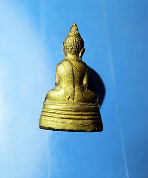 B276 พระกริ่ง ผ้าทิพย์ เนื้อกะไหล่ทอง สภาพสวยๆ ไม่ทราบที่