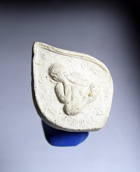 E603หลวงพ่อเพชร วัดแจ้ง ปราจีนบุรี หลวงพ่อเอีย วัดบ้านด่านปลุกเสก เนื้อผง สภาพสวยๆ