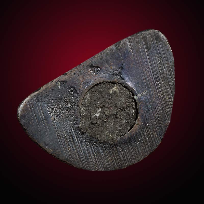 รูปหล่อลอยองค์ พ่อปู่ ฤาษี เนื้อนวะโลหะ ความสูง ๒.๘ ซ.ม.วัดค วนมะนาวศรี จังหวัดตรัง สร้างปี ๒๕๕๒