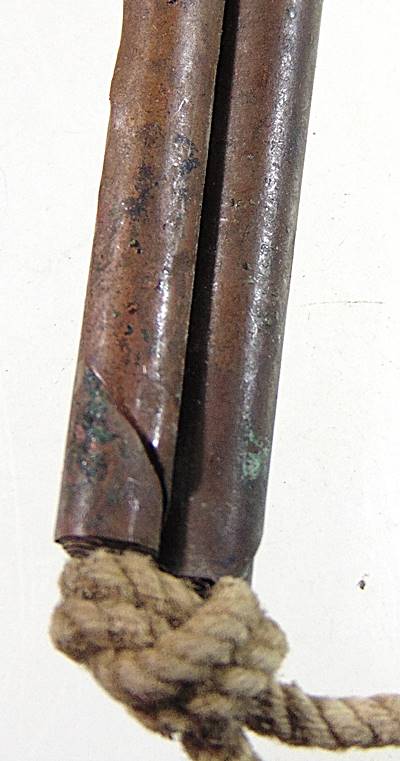 ตะกรุดคู่ เนื้อทองแดง 2.5 นิ้ว เชือกเก่า (ได้มาจากปราจีนบุรี)