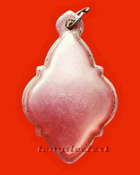 พระปางไสยาสน์(พระประจำวันอังคาร) หลวงปู่ทิม วัดละหารไร่ จ.ระยอง ปี 2517