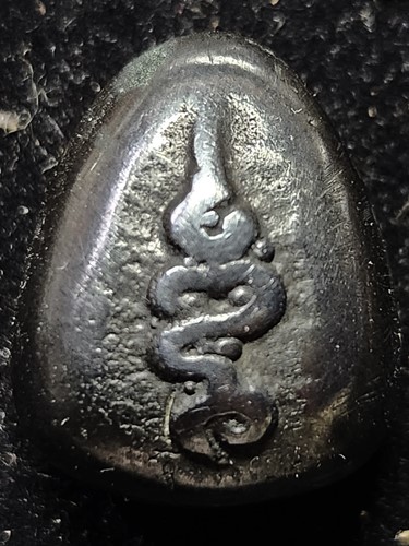 พระปิดตา   เนื้อเมฆพัตร