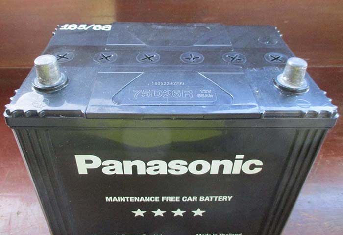 แบตเตอรี่ panasonic มือสอง สภาพดี ขนาด12v 65 A ขั้วR ปี2565