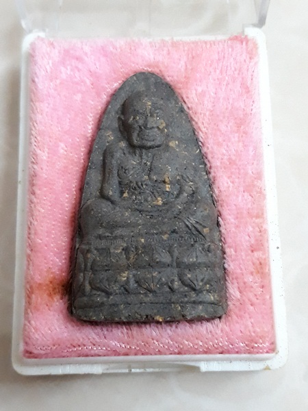 หลวงปู่ทวด เนื้อผง รุ่นชนะคน ปี 38 วัดสุทัศน์