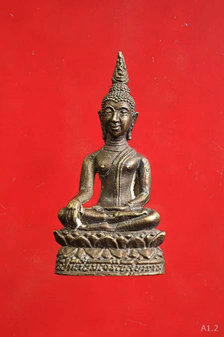 รูปหล่อรุ่นแรก วัดป่าเนียมเจริญสุขาราม