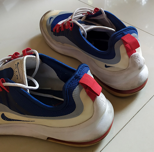 Nike air max ของแท้ สีนิยม หายาก กันดั้ม รุ่นนี้สีนี้ปกติเล่นหากัน 2000++ครับ
