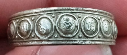 แหวนนพเก้า วัดตาล ปี 16 