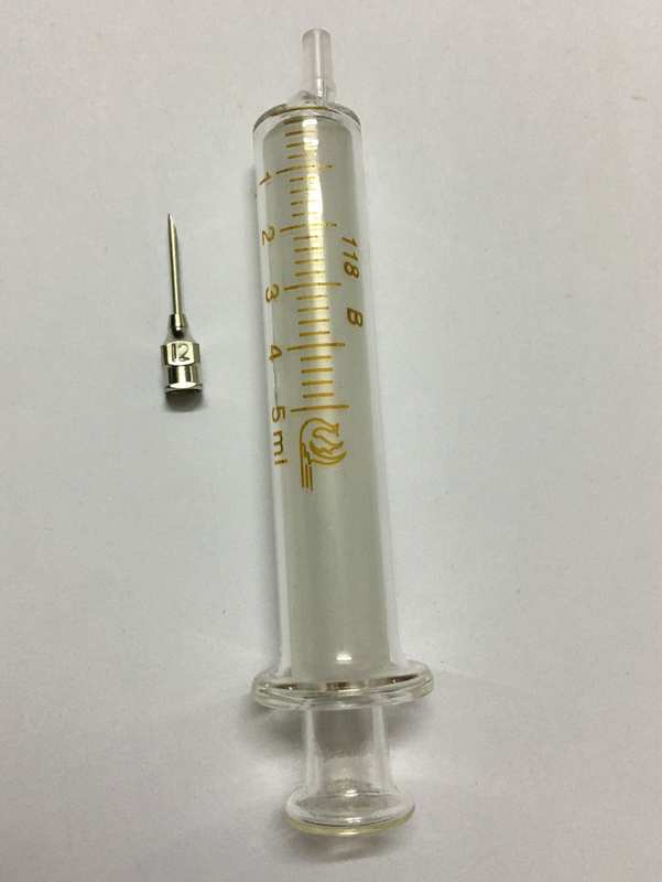 ไซริ้ง แก้ว ขนาด 5 CC พร้อมเข็มเดินน้ำยาเลี่ยมพระ เบอร์ 12