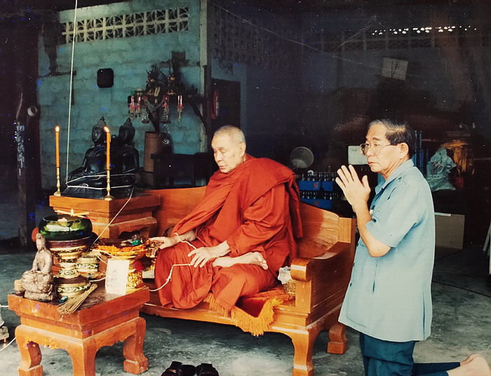 ประคำมือผงว่านเกสร 108 หลวงพ่ออุตตมะ วัดวังก์วิเวการาม อ.สังขละบุรี จ.กาญจนบุรี