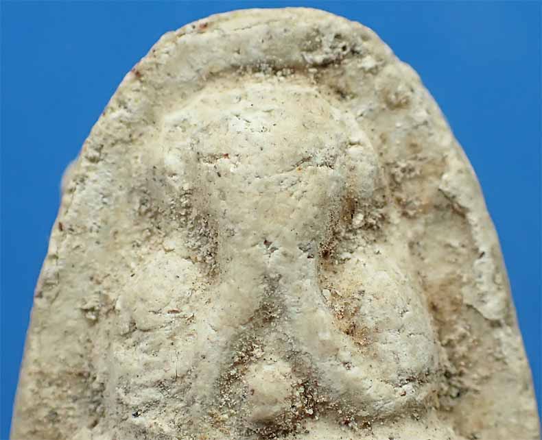 ขายขาดทุน!!!พระปิดตาหลวงปู่เฮี้ยง วัดป่าฯ พ.ศ.๒๕๐๘ พิมพ์ปีกกว้างหลังแบบ+บัตรรับรองพระแท้*236