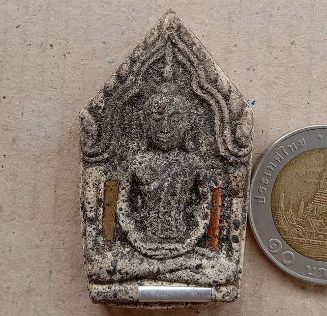 หลวงปู่หมุน ร่วมปลุกเสก ขุนแผนออกศึก ปี2541 เนื้อผงมหาจักรพรรดิฝังตะกรุด 3 กษัตริย์