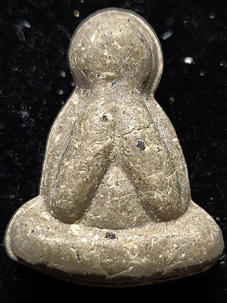 วัดถ้ำประทุน กาญจนบุรี  พระปืดตาย้อนยุค  รุ่น สร้างโบสถ์  2555