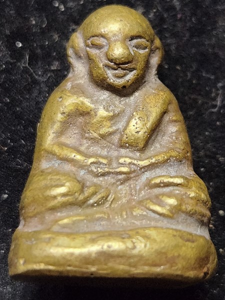 หลวงพ่อเงิน วัดบางคลาน พิมพ์หน้านกฮูก หลวงพ่อเตียงสร้าง ไม่อุดกริ่ง