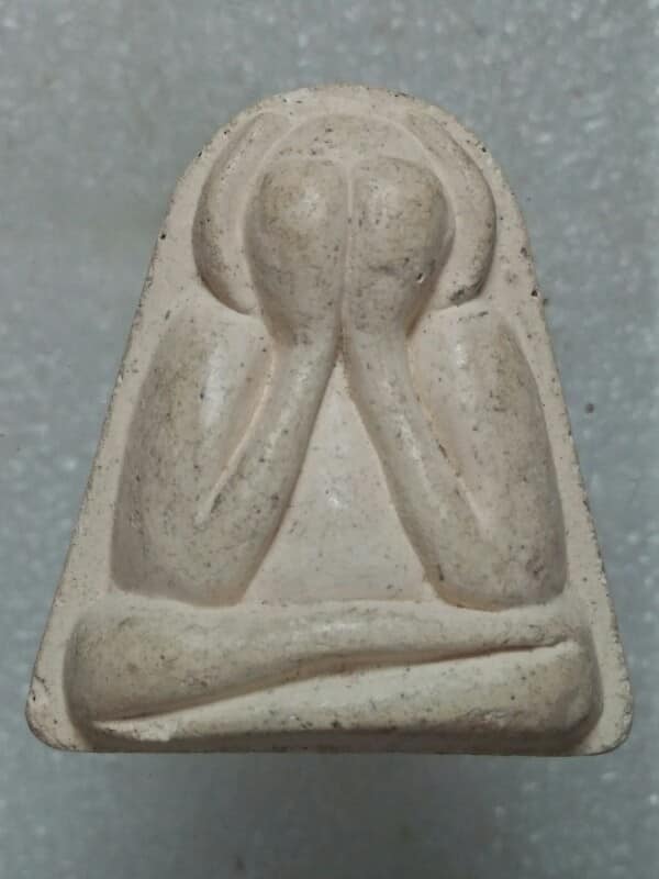 พระปิดตาฝังพลอย วัดเขาโพธิ์ทอง บางละมุง ชลบุรี