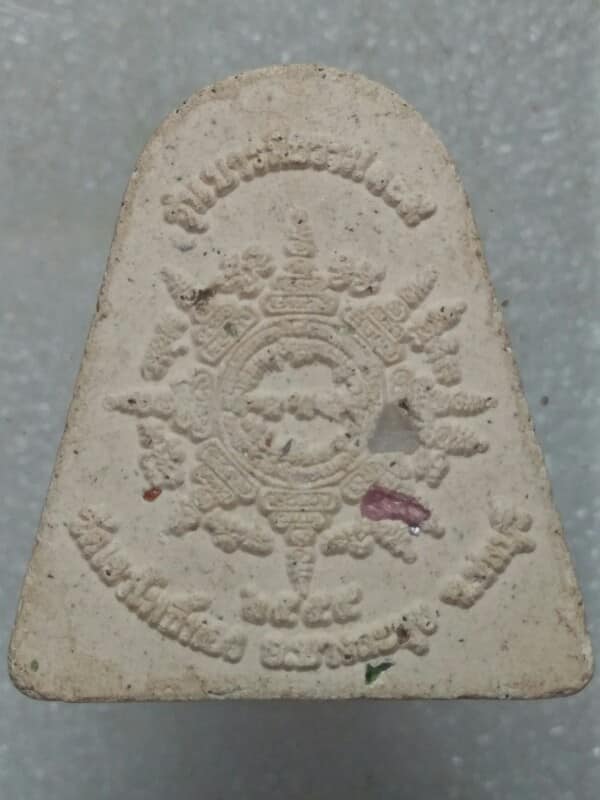 พระปิดตาฝังพลอย วัดเขาโพธิ์ทอง บางละมุง ชลบุรี