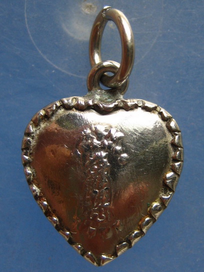 ล็อกเก็ต เจ้าพ่อเขาใหญ่ เกาะสีชัง