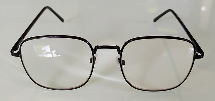 แว่นสายตายาว ขาสปริง Black Metal Frame ดีไซน์สวย เลนส์คมชัด สบายตา อ่านหนังสือ เล่นมือถือ ชัดเจน