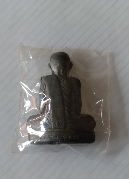 รูปหล่อหลวงปู่หุ่น วัดบางผึ้ง สร้างปี2553